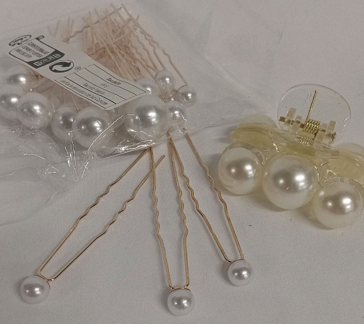 New | Pearl Themed Bobby Pins and Clip