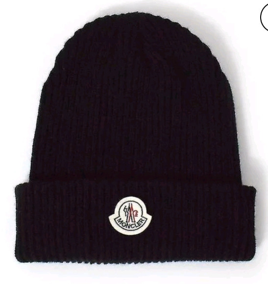 New | Monclair Knit Beanie / Tuke