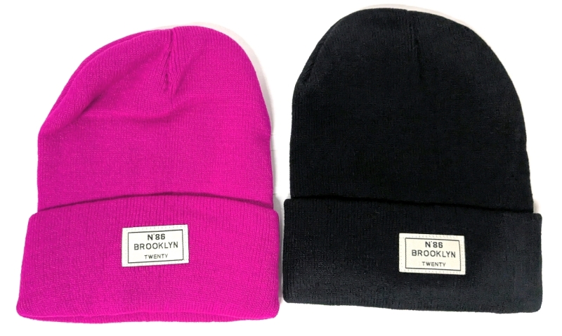 2 New O/S N&deg;86 Brooklyn 20 Knitted Tuque Hats