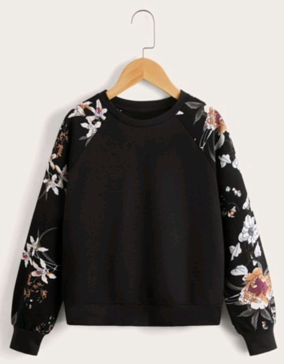 New | Small Womens Emery Rose Floral Raglan Sleeve Pullover Shirt