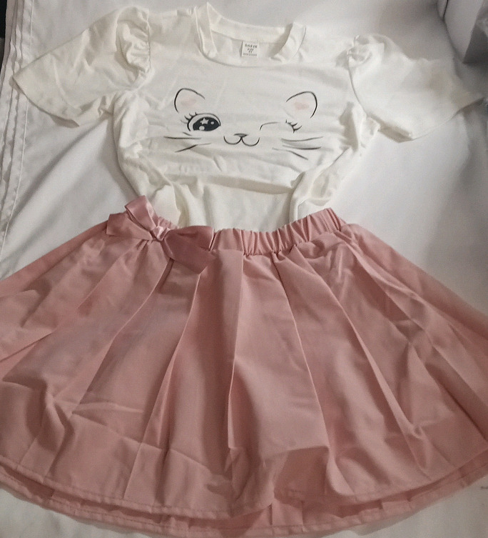 New | 6y Kids Cat Tshirt & Pink Skirt