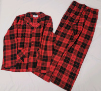 New - Sz. Medium Men's Pajama Village Red / Black Plaid Pajama Set .