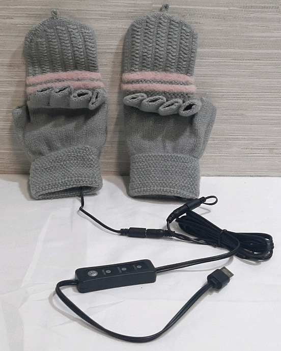 New Pair of Gray and Pink Heating Gloves with Adjustable Heat, USB-A