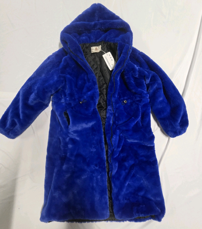 New | Large Womens Allured Blue Faux Fur Coat