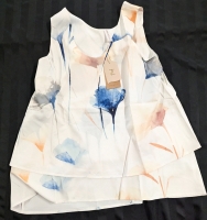 New Medium Woman's Zolucky Sleeveless Blouse.