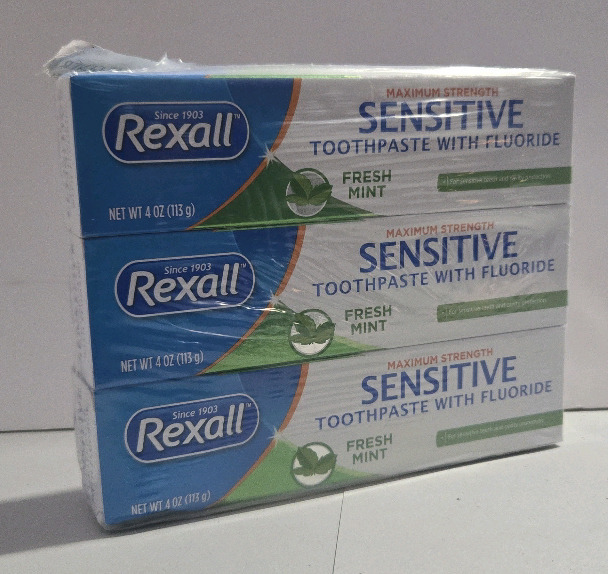 3 New | 113g Rexall Maximum Strength Sensitive Fresh Mint Toothpaste with Fluoride