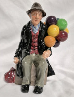 ROYAL DOULTON Figure The Balloon Man H.N. 1954 - 7" Tall