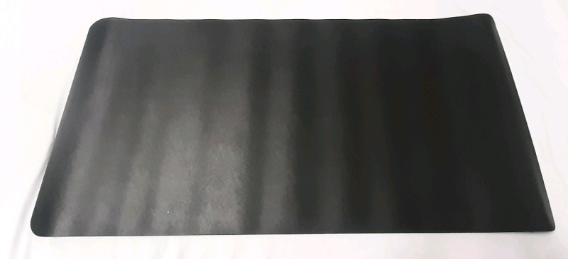 New Roll-up Plastic Black Mat, 31&frac12;"x16"