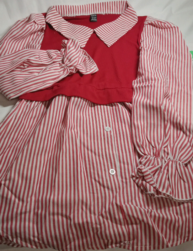New | Size M Women's Extra Long Button Up w/ Attached Vest