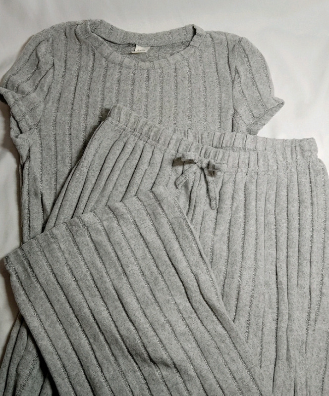 New | Size 15Y Teens Super Soft Tshirt and Pants