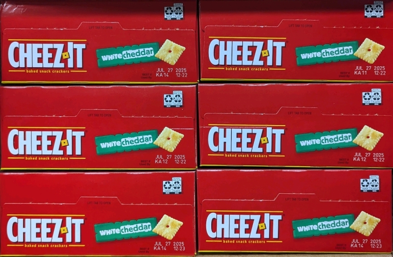6 New: White Cheddar Cheez It Boxes - Baked Snack Crackers - 595g Per Box - Exp July 27 2025