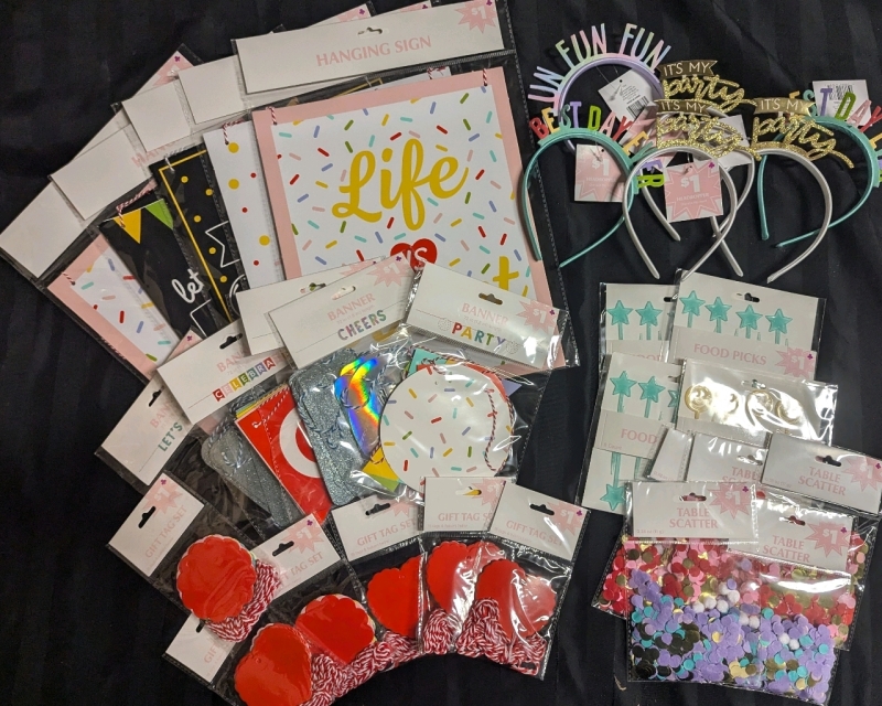 Assorted Party supplies lot.