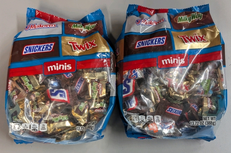 2 New: Chocolate Minis Packs - 388g Per Pack - Includes Snickers, Twix, Milky Way, 3 Musketeers - Expires November 2025