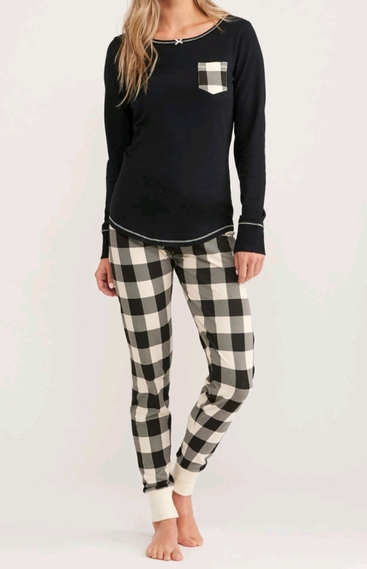 New Size Med Women's PAJAMA VILLAGE 2-Piece Pajama Set