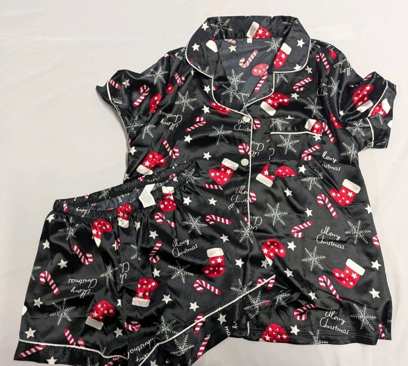 New Small Women's Satin-Like Pajamas