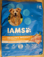 New - 11lb Bag IAMS Proactive Health Healthy Weight Dog Food , Chicken Flavor . Best Before JUN 13 / 2025