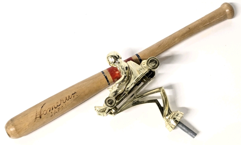 Vintage Homerun Japan Mini Baseball Bat 14.75" Long & Trowar Canada Mini Cart Trophy Topper Plastic Figure 6"