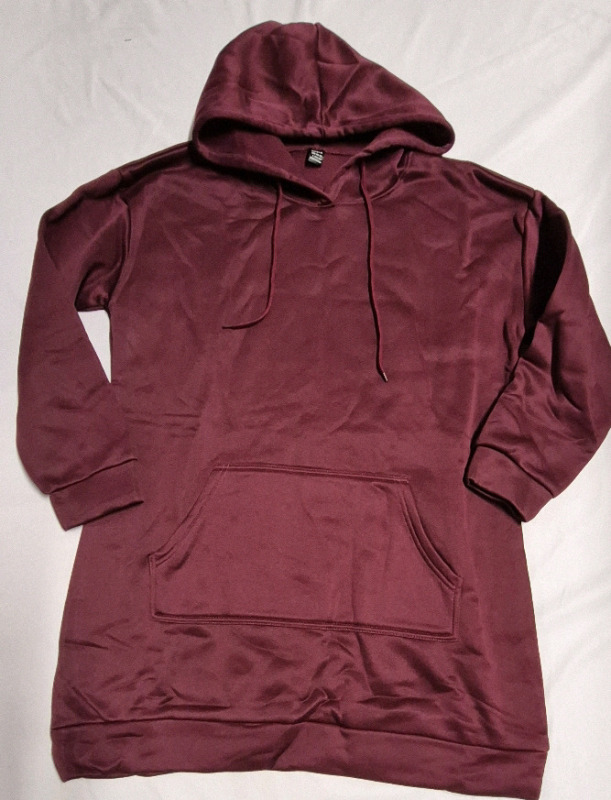 New sz Large Women's Long Hoodie