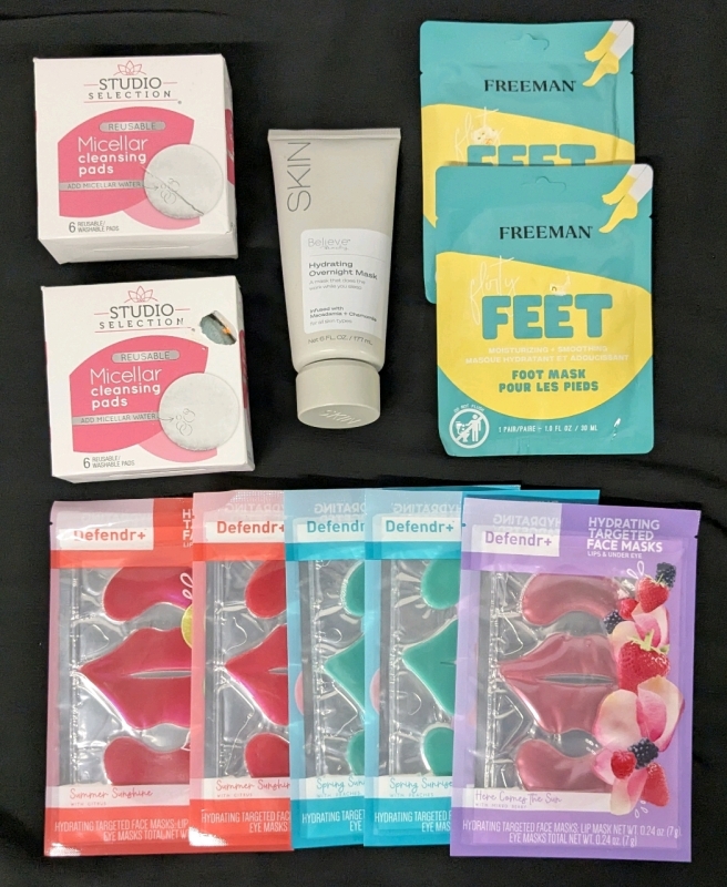2 New Reusable Cleansing Pads (6 Pads each), Skin Hydrating Overnight Mask 177ml, 2 Packs Freeman Flirty Feet Foot Masks 30ml ea & 4 New Defendr+ Targeted Lip & Eye Masks 7g ea