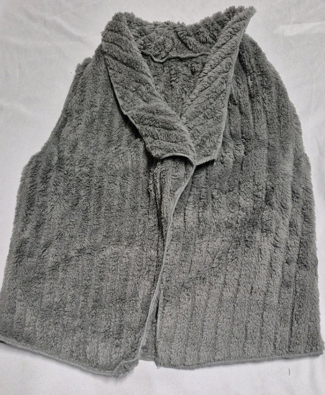 New sz Medium Women's Vest