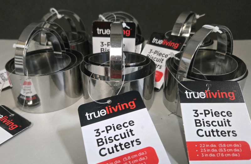 18 Pcs New | True Living Biscuit Cutters