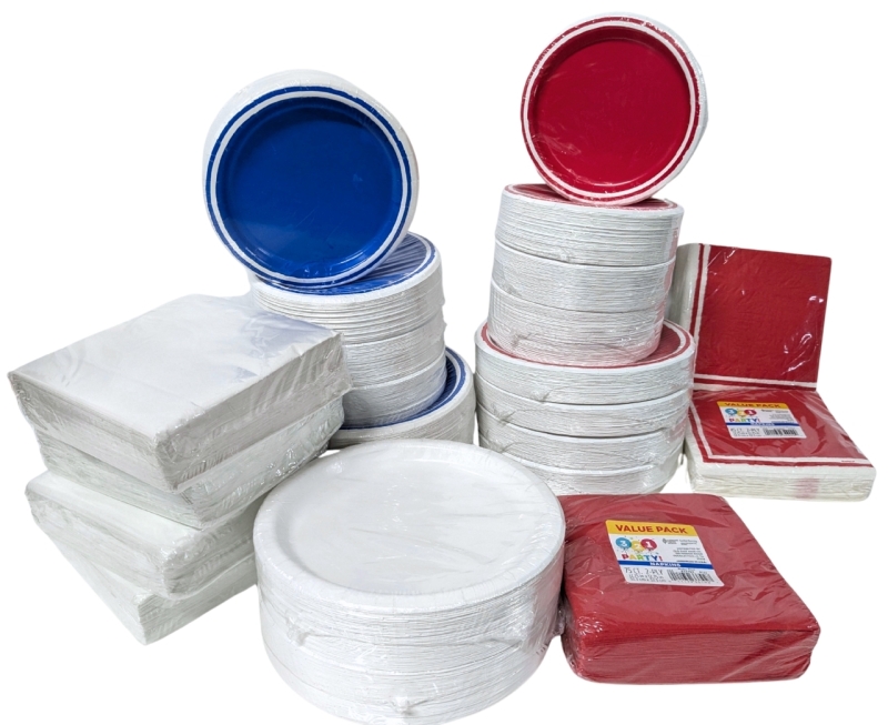 Large Lot of New Paper Plates & Disposable Napkins : 9 Packs Napkins, 9 Packs 8⅝" Plates, 8 Packs 6.75" Plates
