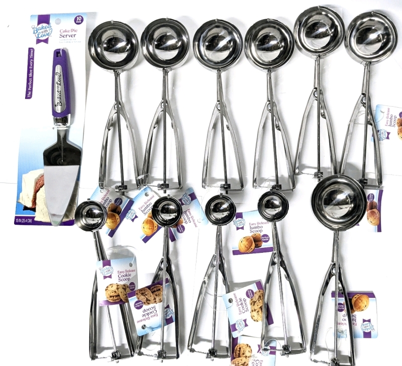 New Easy Release Jumbo (7x 2.75" D) & Cookie (4x 1.2" D) Scoops + 10" Cake/Pie Server