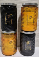 4 New Holiday Style Scented Candkes in Glass Jars 510g - Holiday Gingersnap & Cedar Hearth
