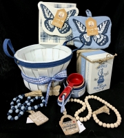 New DOLLY PARTON | 9.13" Butterfly Wood Basket, 100% Cotton Butterfly Pot Holder, 2pack Reusable Sponge Cloths, 2x Smile Sentiment Bead Garlands, 4pc Measuring Cups & 5.9" Magic Happens Deco Book Set