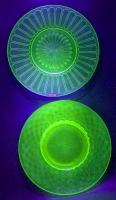 2 Lovely Vintage Vaseline Uranium Glass Plates in 2 Designs : 6.25" Diameter ea