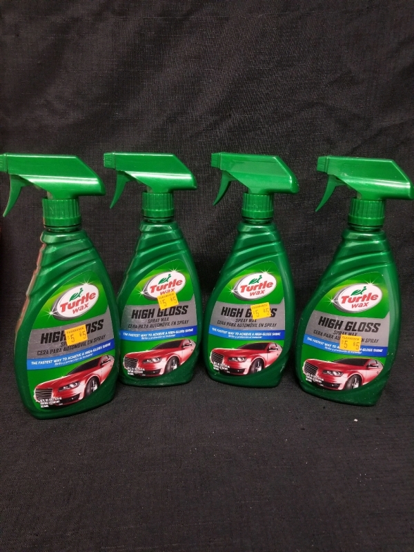 4 new 16 oz spray bottles of Turtle Wax