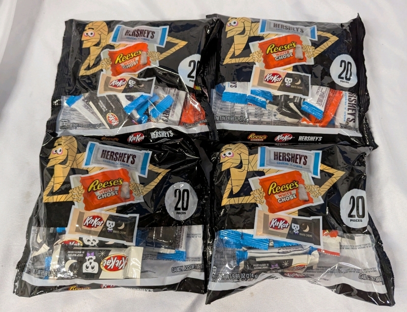 80 New (4 x 20 Count) of Assorted Hershey Chocolate. Best Before Jan/01/25