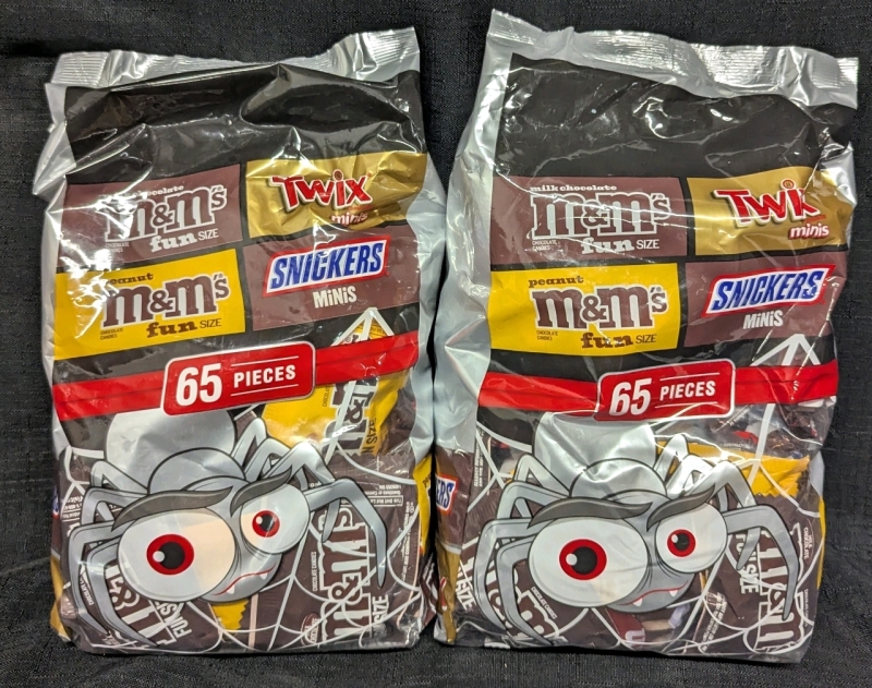 2 New Packs Chocolates - 727g Per Pack - Twix, Chocolate and Peanut M&Ms, Snickers - Minis/Fun Size