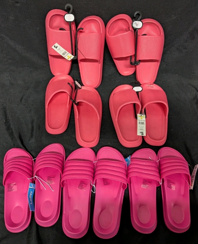 7 New Pairs of Ladies Flip Flops. Sizes Range from 5/6 - 9/10.