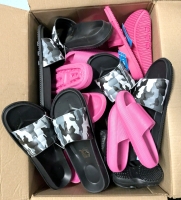 [Vendor Special] New Toddlers, Girls, Boys, Women's & Mens Slides & Sandals : Assorted Sizes, Styles & Colours