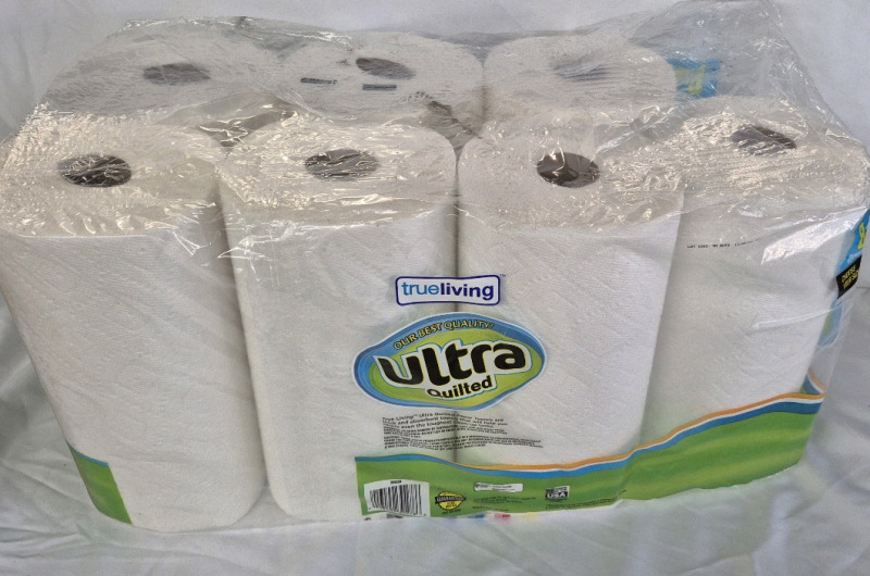 7 New Large Rolls of Ultra Quilted Paper Towels