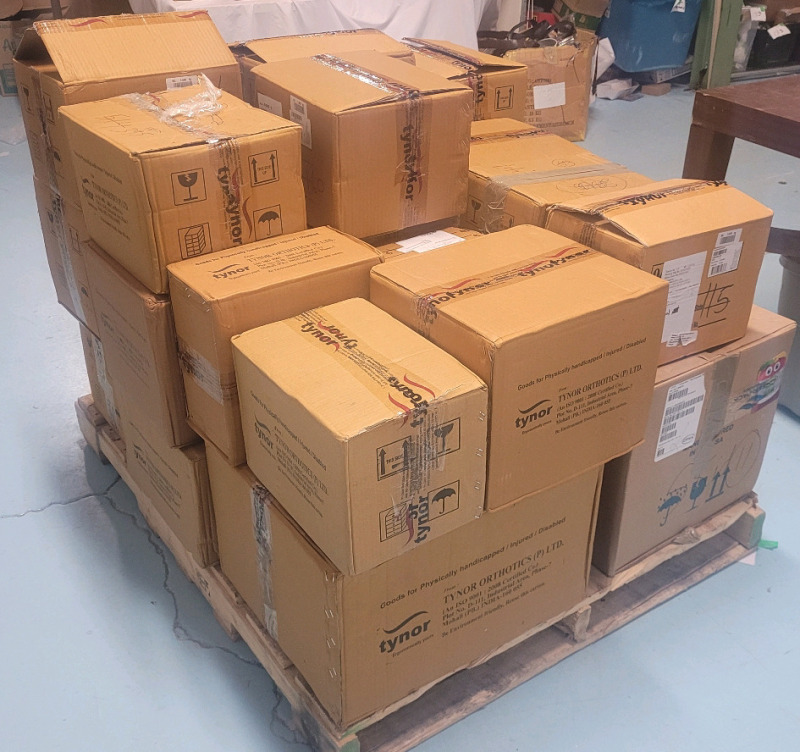 [ Vendor Special ] NEW 24 Boxes TYNOR Orthopedic Braces , Splints & Support . Everything from Feet to Neck , 300+ pcs . Sizes Range from Small to XXL . See Description & Photos