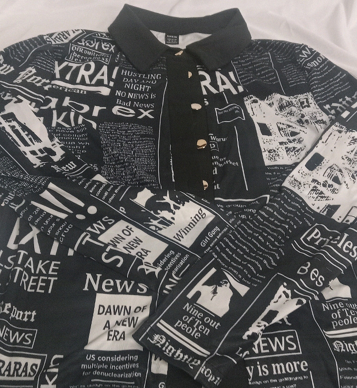 New | Size XL Women's Newspaper Style Long Sleeve Button up