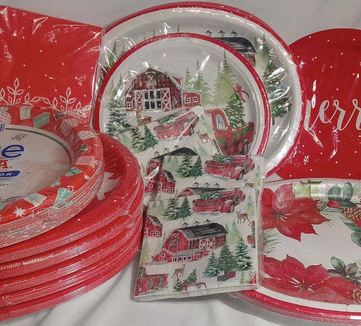New | 10 Packs of Holiday Paper Plates w/ 5 Packs of Matching Napkins