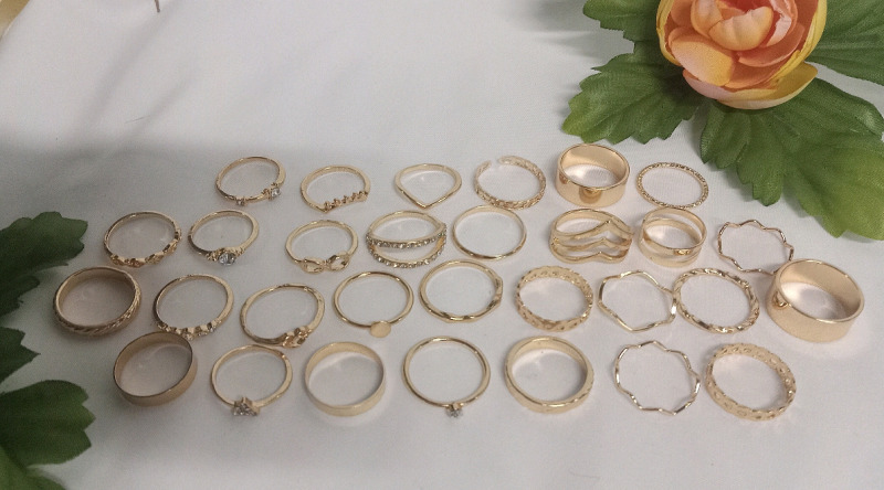 New | 30pc Assorted Gold Colored Rings