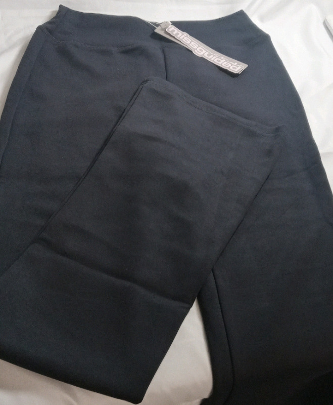 New | Size M Women's Missguided Bell Bottom Pants