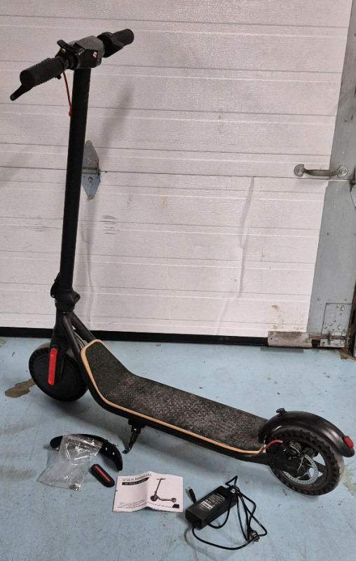 Run.Se S9 Electric Scooter Foldable - Working 42" Tall & 43" Long