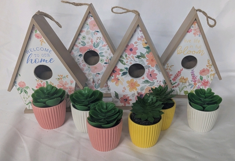 10 New: Decorative Bird Houses and Fake Plants