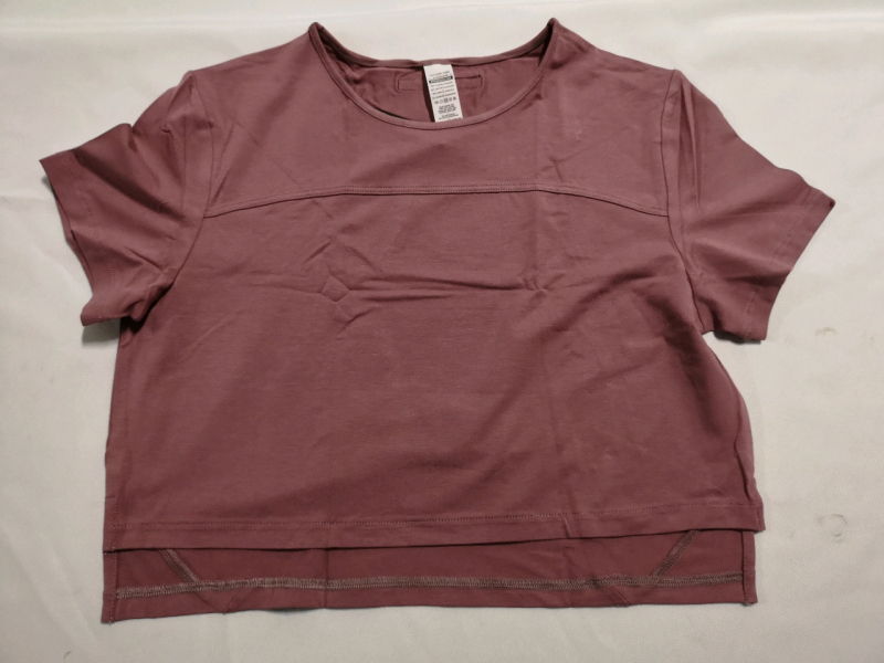 New ALPHALETE Women's Premium Crop Top: Size Large (Cranberry Ice)