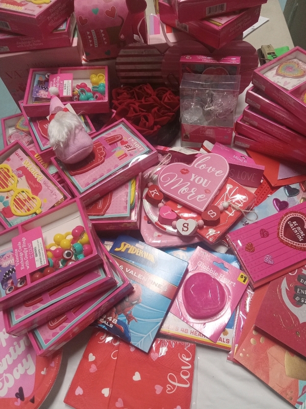 Over 40+ New | Valentines day Decor, Cards, and Boxes