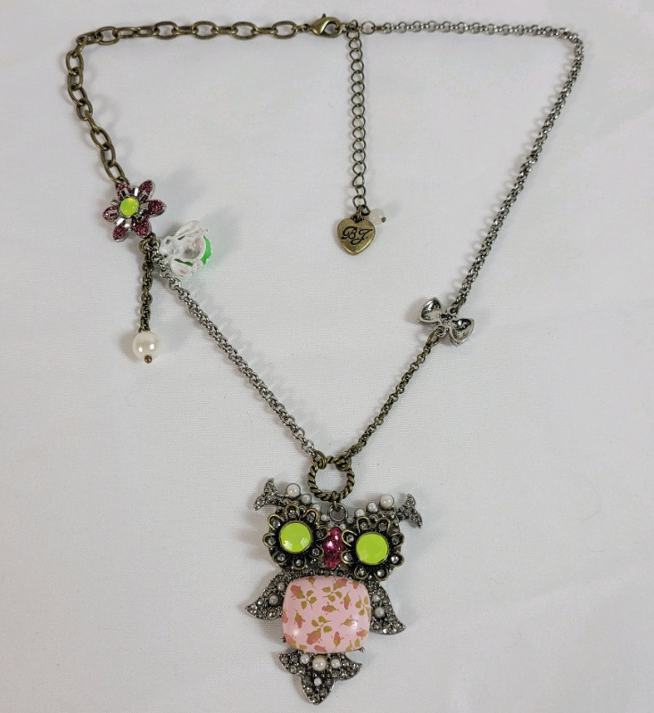 Betsey Johnson Signed Necklace . Measures 17 3/4" long