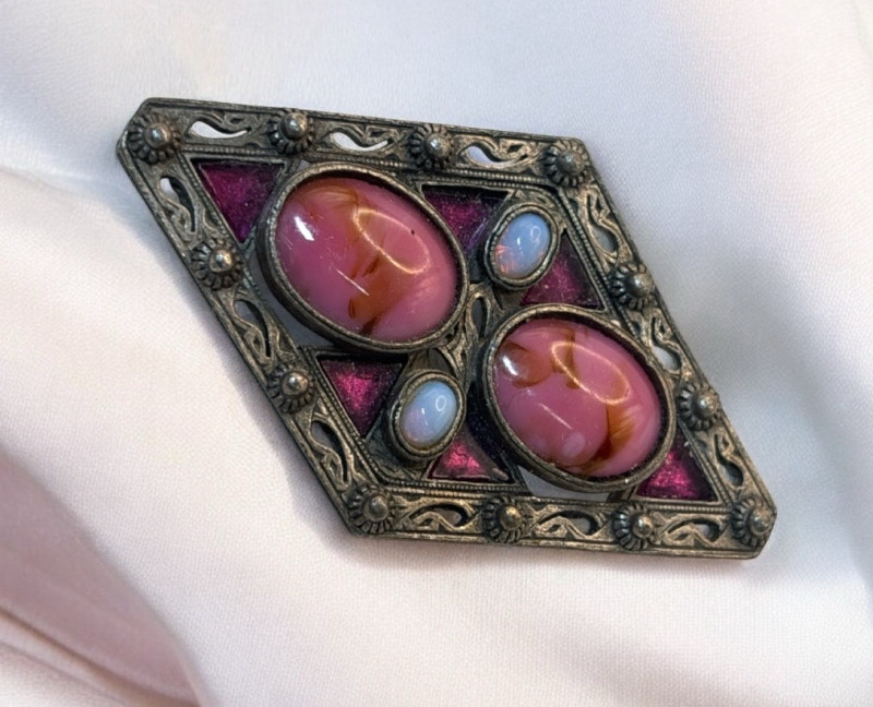 Vintage Signed Miracle Scottish Pink Glass / 2 Harlequin Opal Glass Brooch
