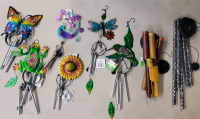 8 New TrueLiving Outdoor Wind Chimes . Frog , Butterfly , Sunflower , Dragonfly , Bamboo plus more .