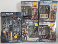 5 New MEGA Construx Call of Duty Mini Action Figure Sets . Minor bend damage to one box