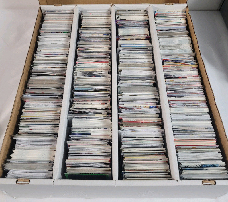 Quad Long Box NHL Hockey GOALIE Trading Card Singles , Full . Various Players , Years & Card Company's . 1500+ Trading Cards